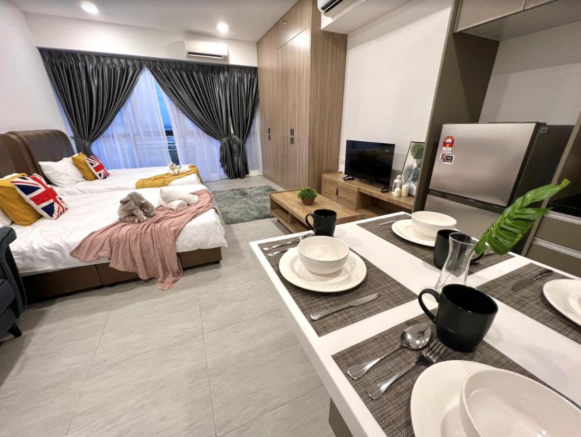 2 Bed Family BellSuite - Sepang KLIA Kota Warisan Luaran gambar